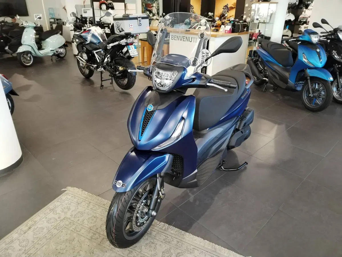 Piaggio Beverly 400 S (2025 - 26) (6)