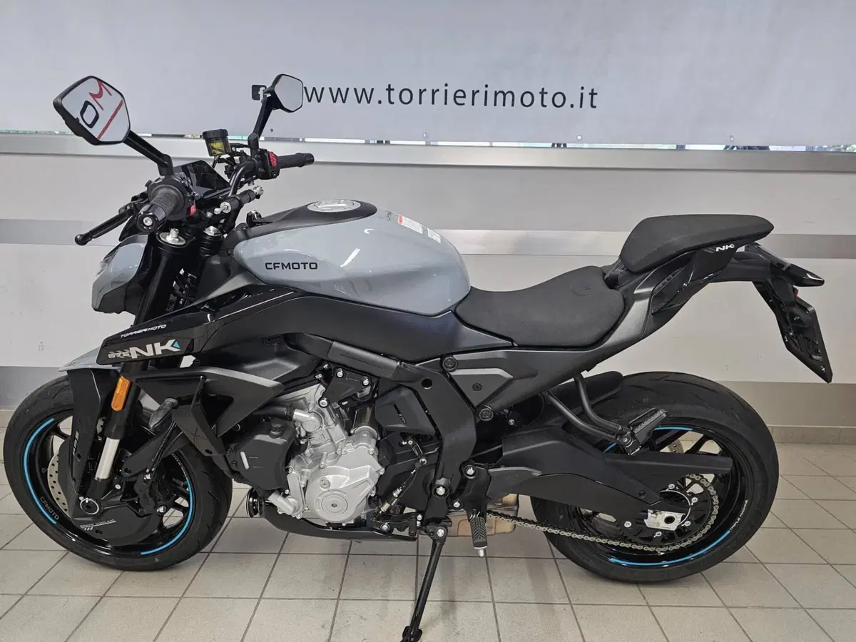 CFMOTO 675NK (2025 - 26) (4)