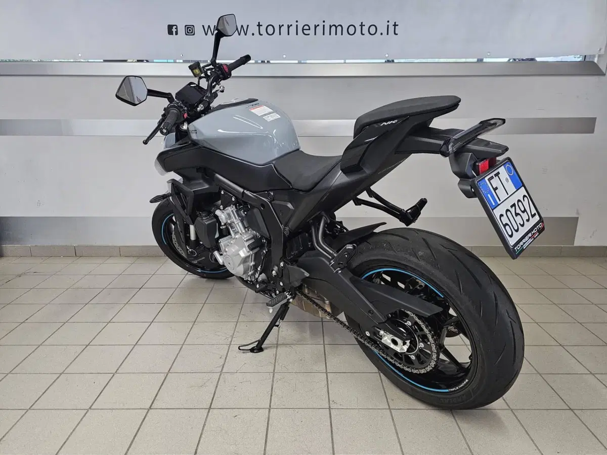 CFMOTO 675NK (2025 - 26) (6)