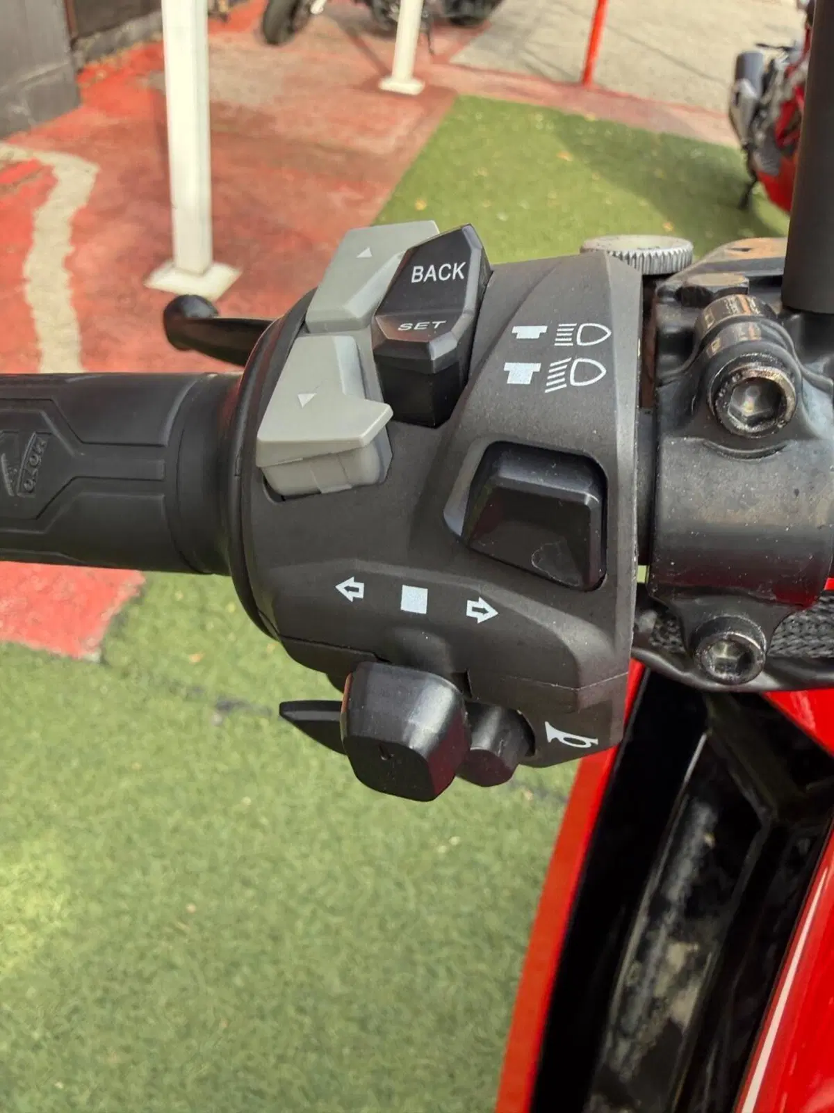 Moto Morini X-Cape 650 (2021 - 26) (9)