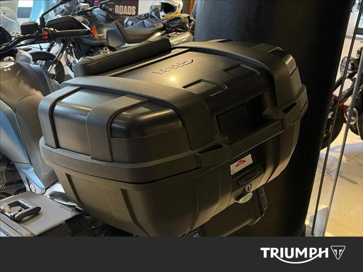 Moto Guzzi V85 TT Travel (2024 - 26) (3)