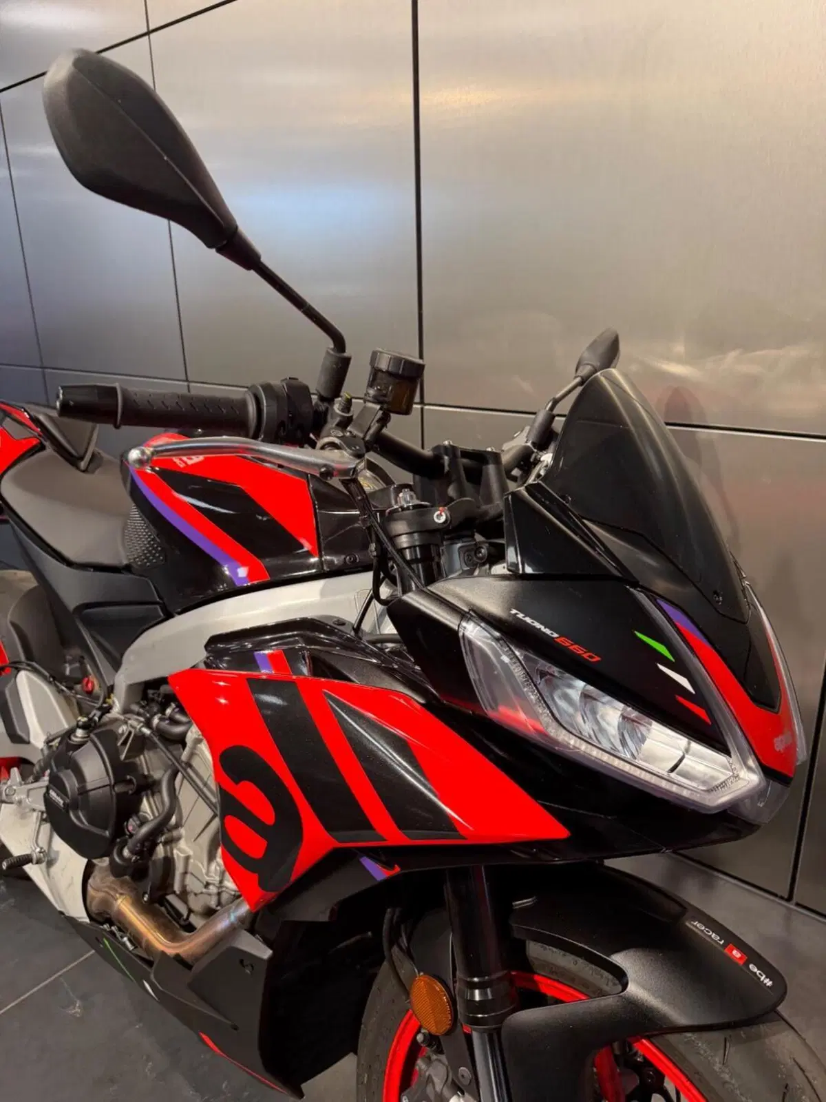 Aprilia Tuono 660 Factory (2022 - 24) (6)