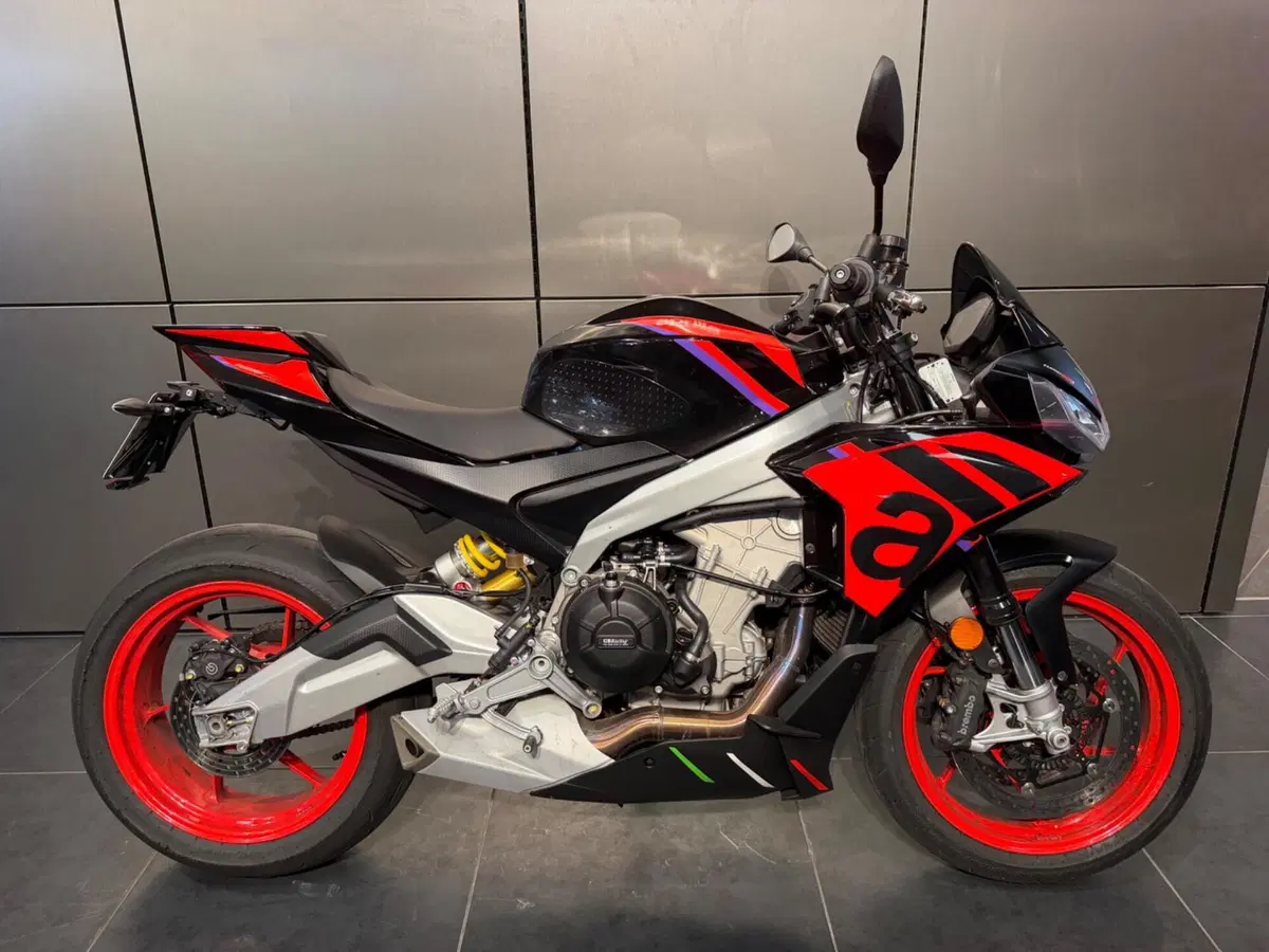 Aprilia Tuono 660 Factory (2022 - 24)
