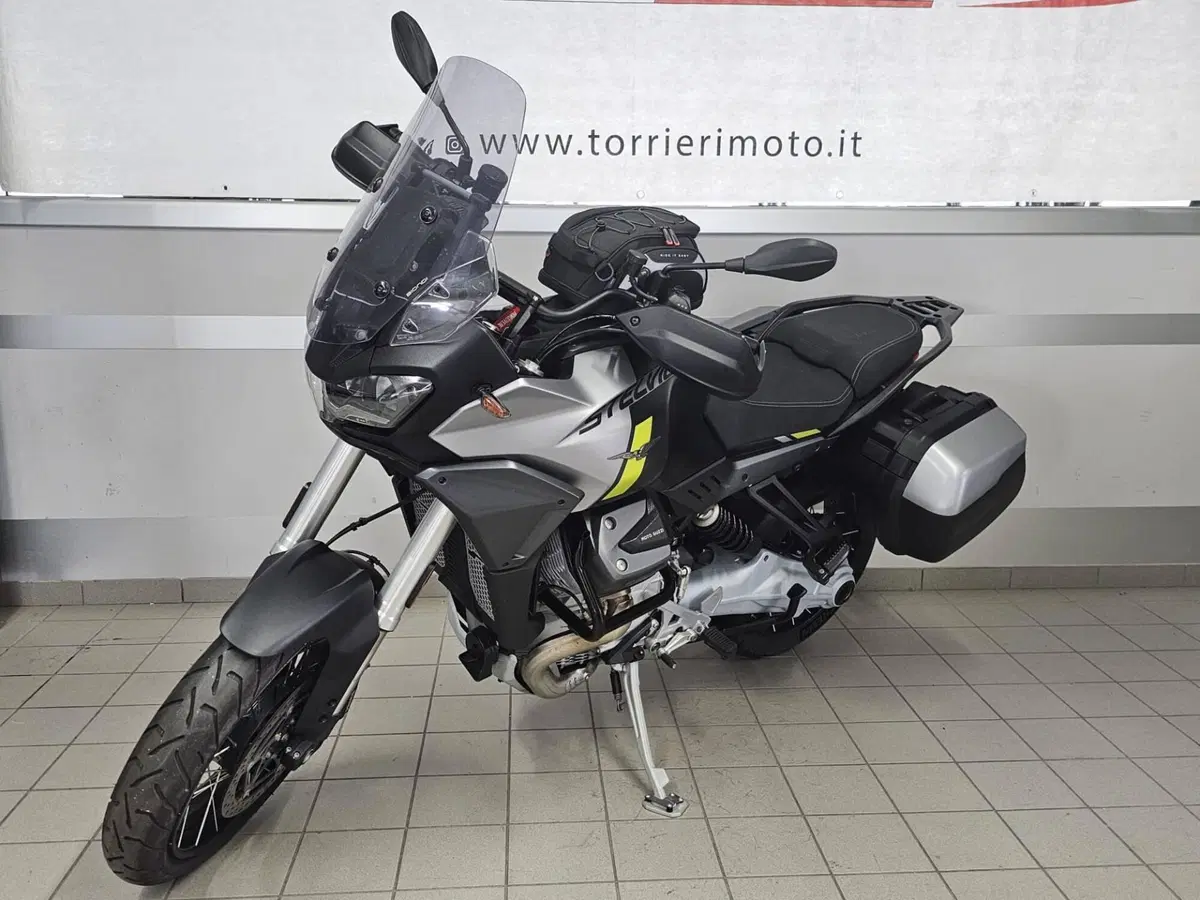 Moto Guzzi Stelvio (2024 - 26) (2)