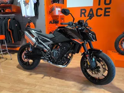 KTM 790 Duke (2027) nuova