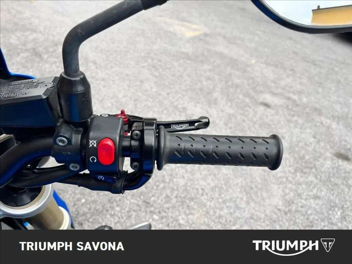 Triumph Street Triple ABS (2013 - 17) (9)
