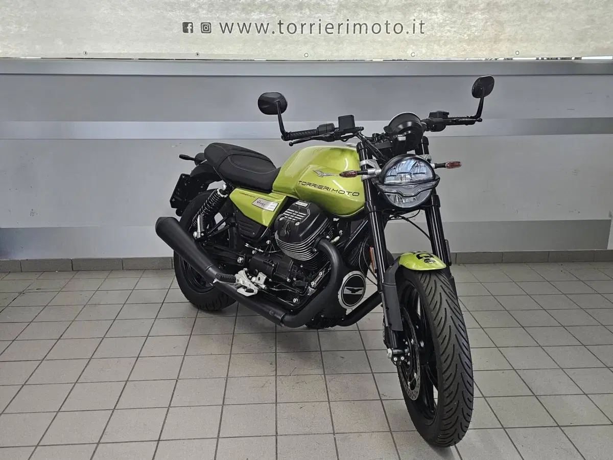 Moto Guzzi V7 Sport (2025 - 26) (2)