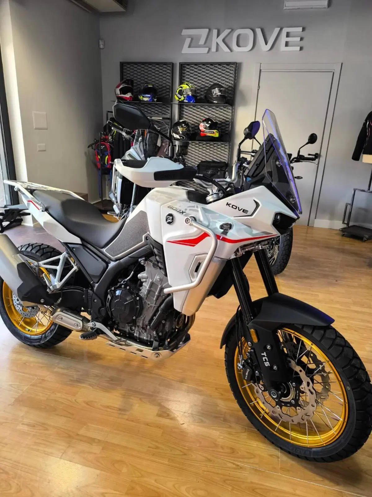 Kove 800X GT Touring (2026) (2)