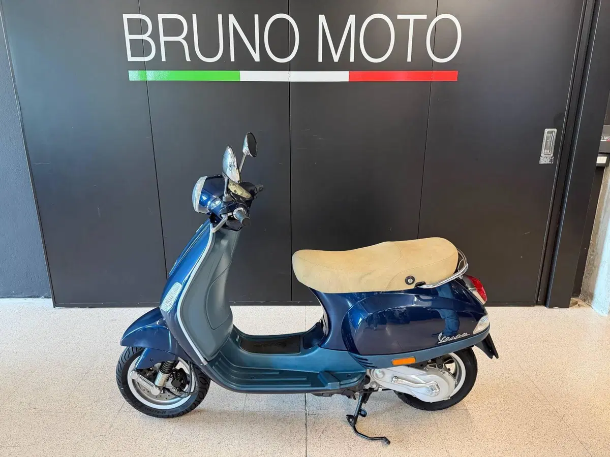 Vespa LX 50 4T (2009 - 14) (2)