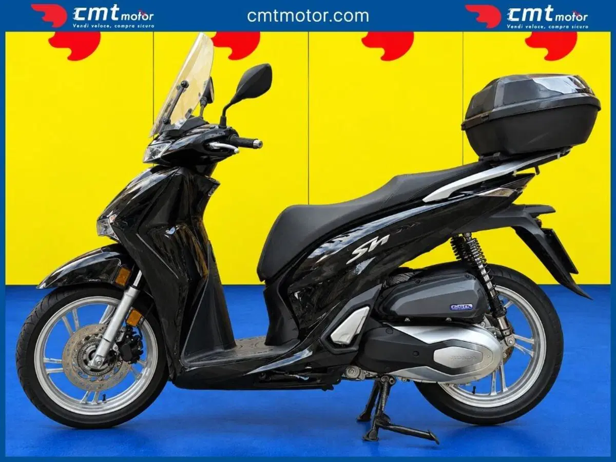 Honda SH 350 (2021 - 24) (3)