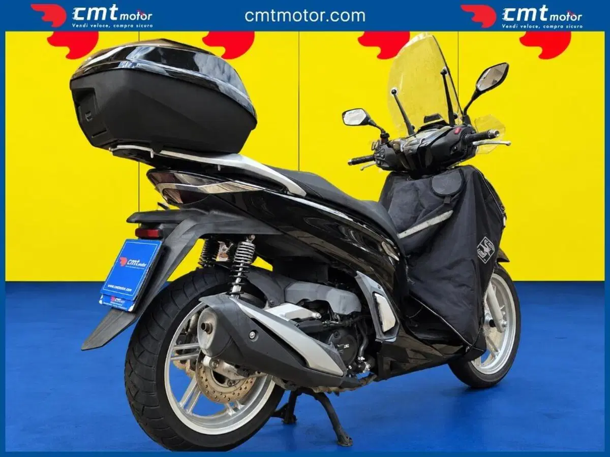 Honda SH 350 (2021 - 24) (4)