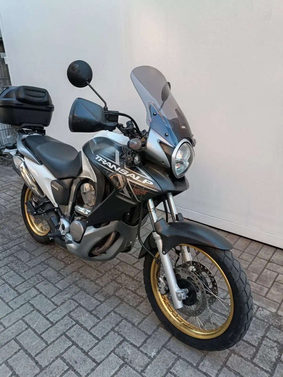 Honda Transalp XL 700 V (2007 - 13) (6)