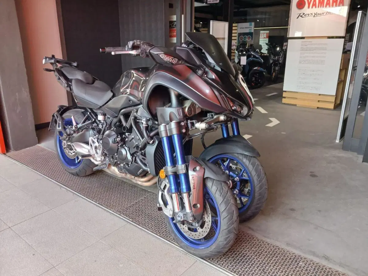 Yamaha Niken 850 (2018 - 20) (3)