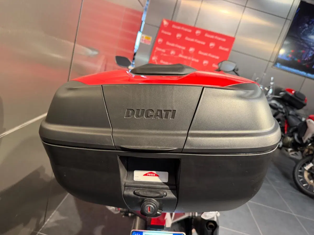 Ducati Multistrada V2 S (2025 - 26) (18)