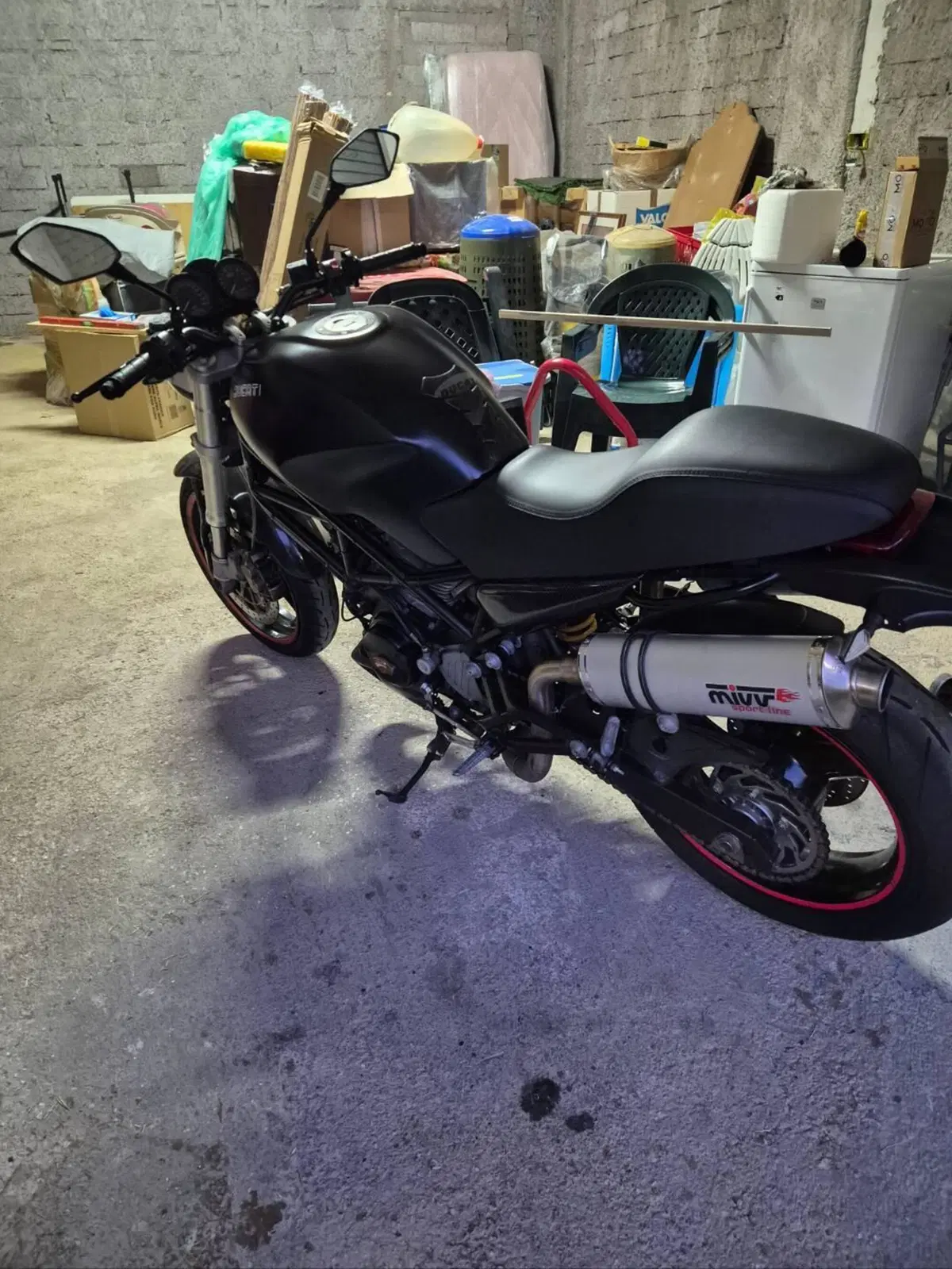 Ducati Monster 620 I.E. Dark (2002) (3)