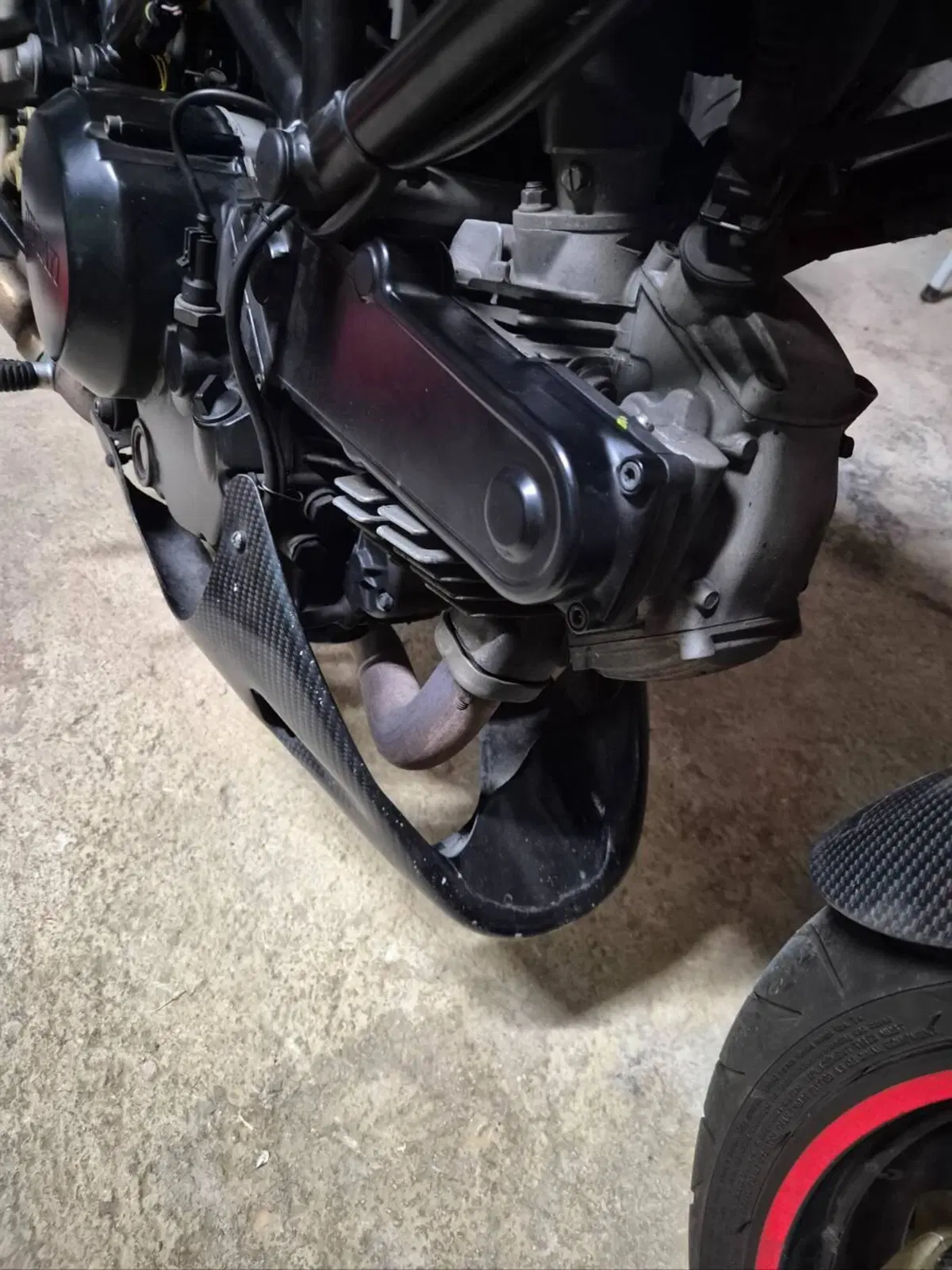 Ducati Monster 620 I.E. Dark (2002) (6)