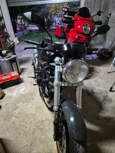Ducati Monster 620 I.E. Dark (2002) usata