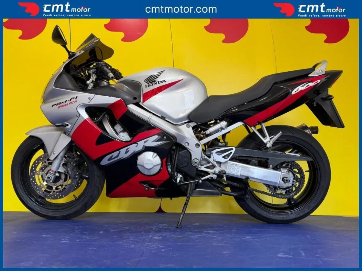 Honda CBR 600 F (2001 - 06) (3)