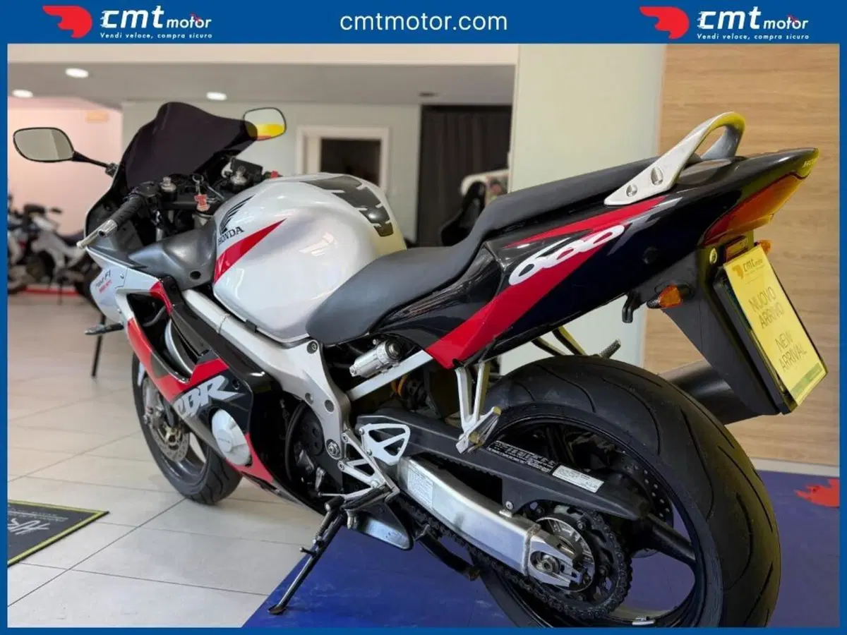 Honda CBR 600 F (2001 - 06) (8)
