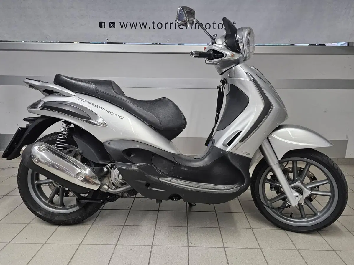 Piaggio Beverly 125 (2002 - 06) (3)