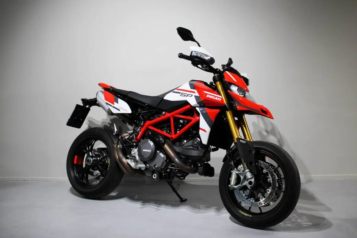 Ducati Hypermotard 950 SP (2022 - 25) (2)