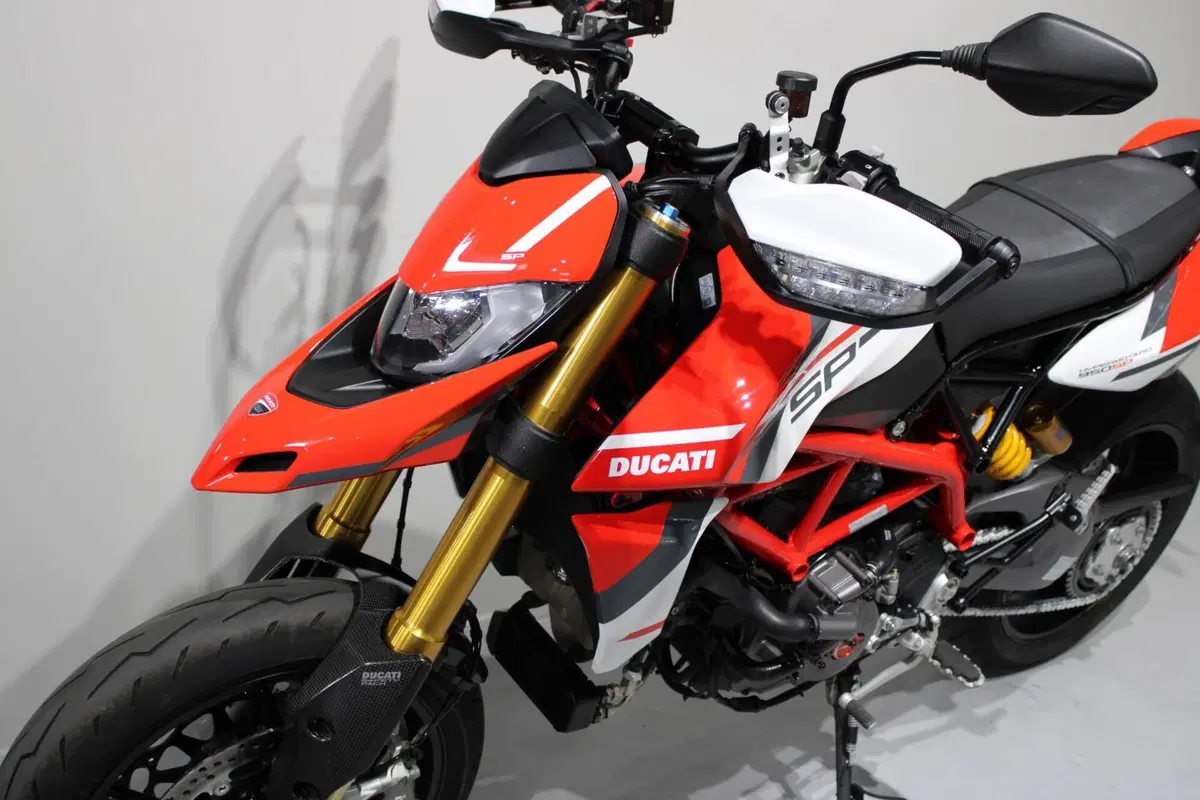 Ducati Hypermotard 950 SP (2022 - 25) (8)