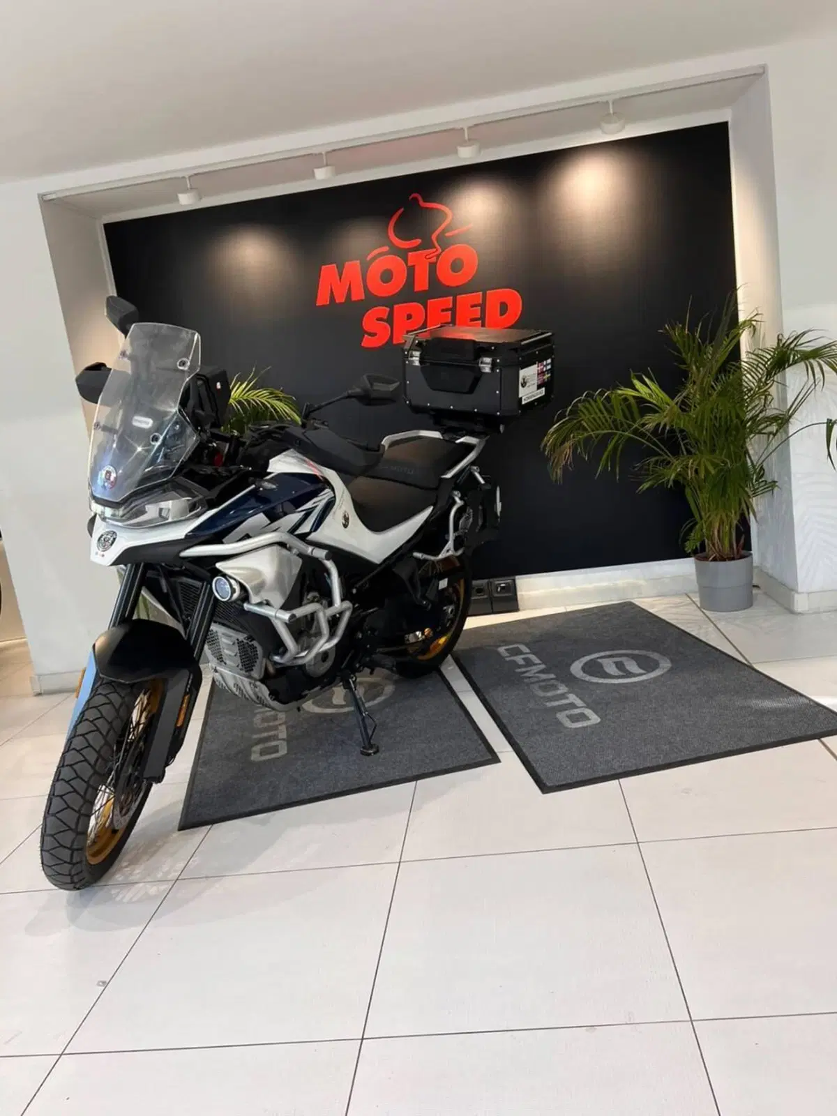CFMOTO 800MT Explore (2023 - 26) (2)