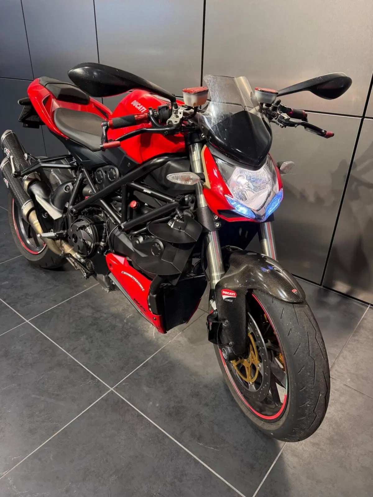 Ducati Streetfighter (2009 - 12) (11)