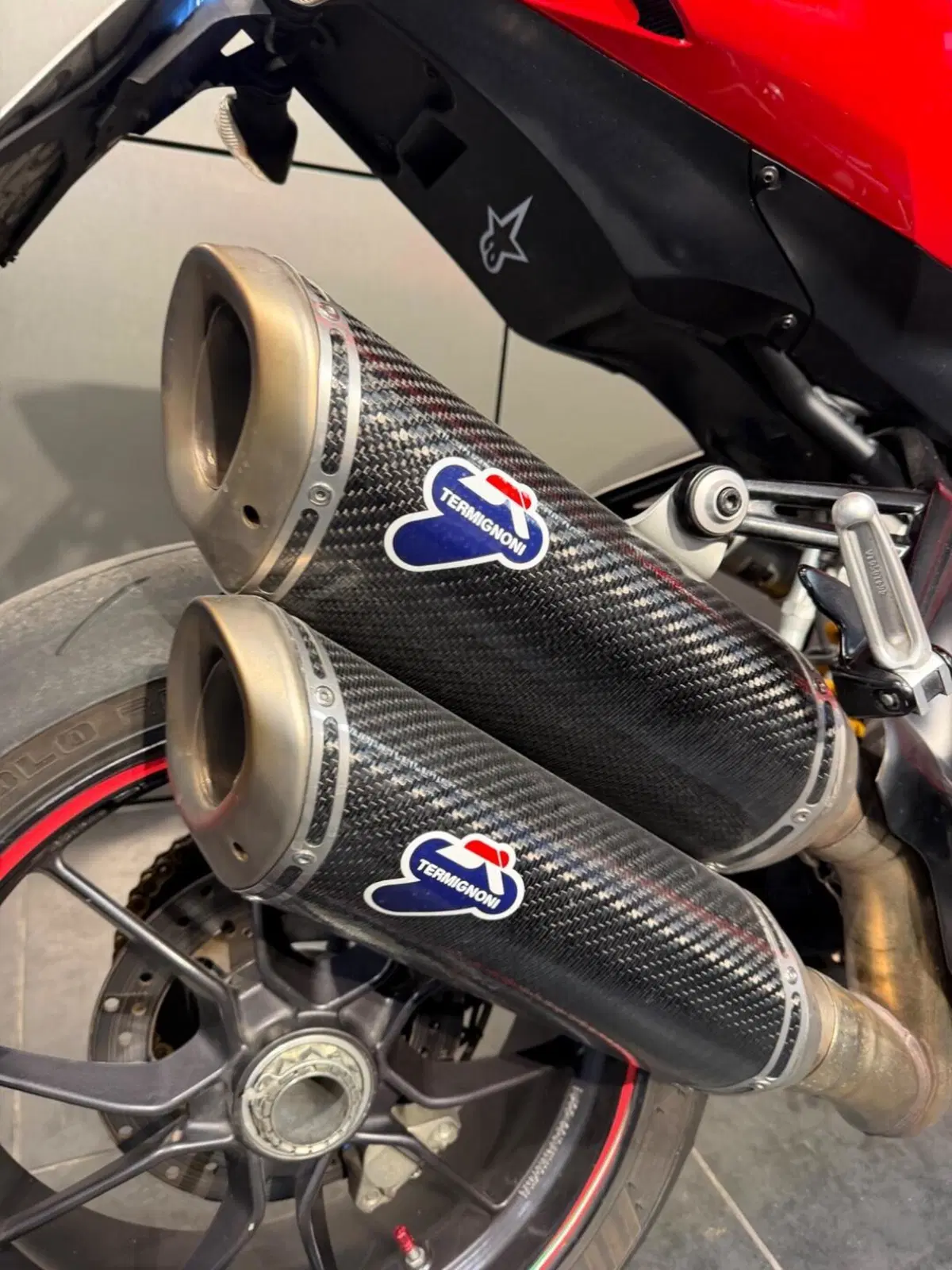 Ducati Streetfighter (2009 - 12) (12)