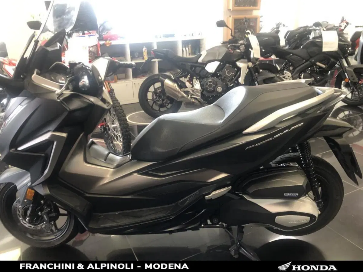 Honda Forza 350 Deluxe (2022 - 24) (13)
