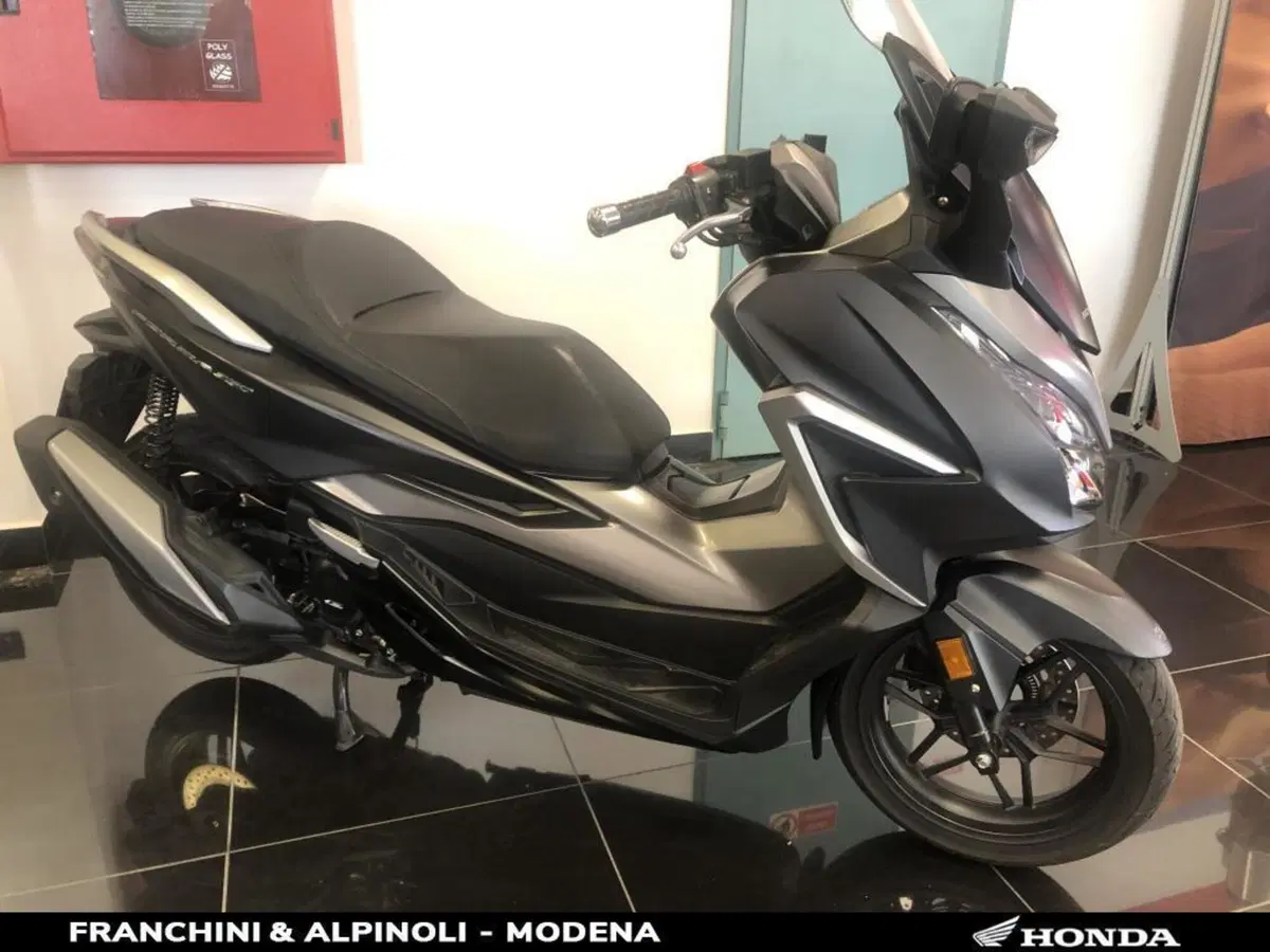 Honda Forza 350 Deluxe (2022 - 24) (12)