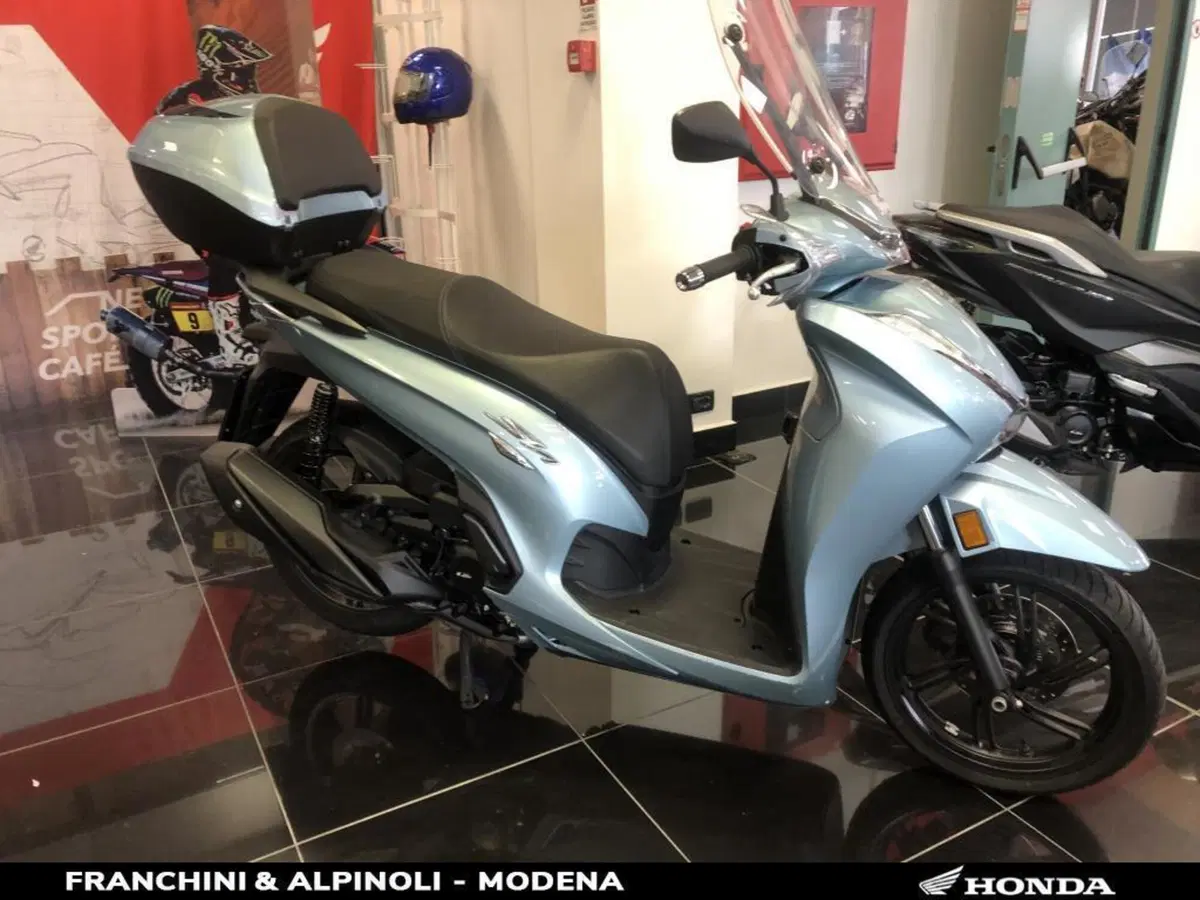 Honda SH 350 (2021 - 24) (14)