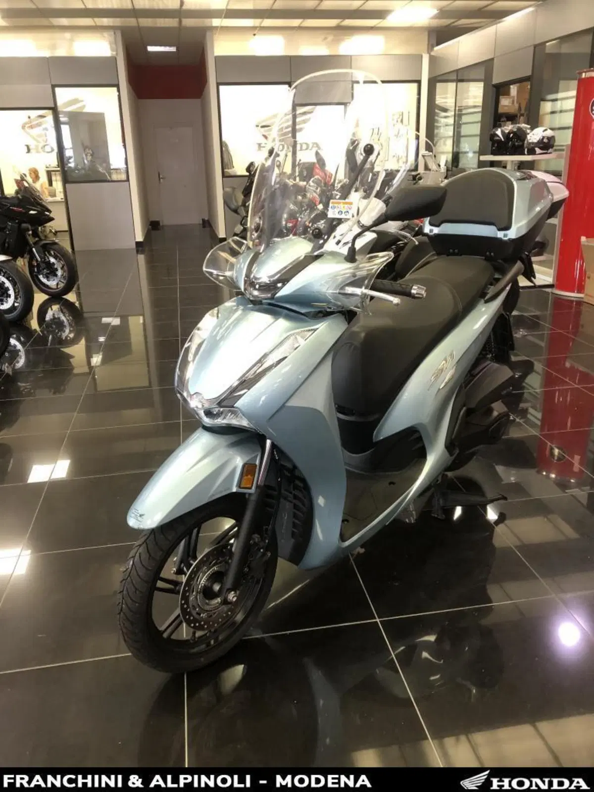 Honda SH 350 (2021 - 24) (4)
