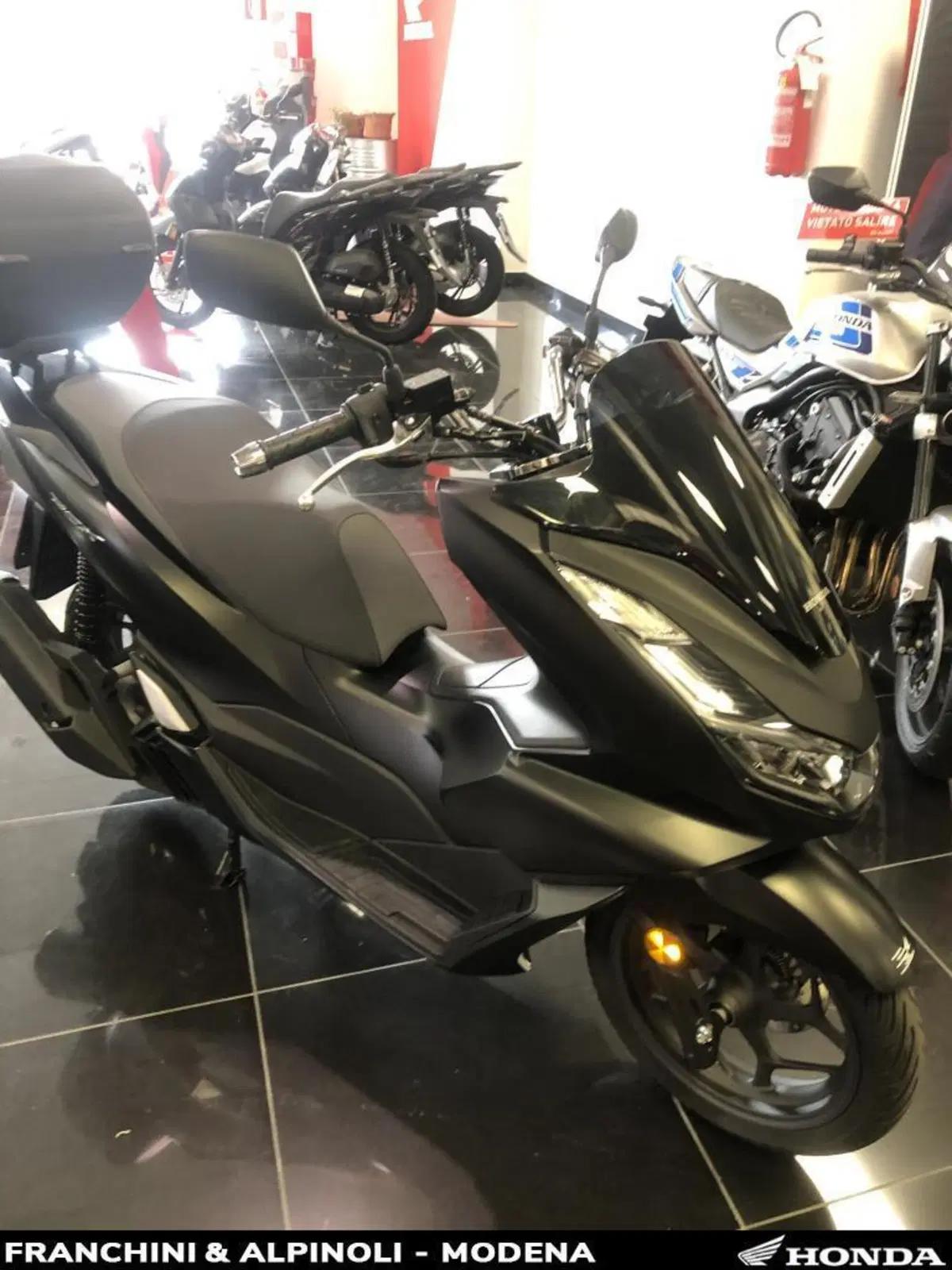 Honda PCX 125 (2021 - 24) (2)
