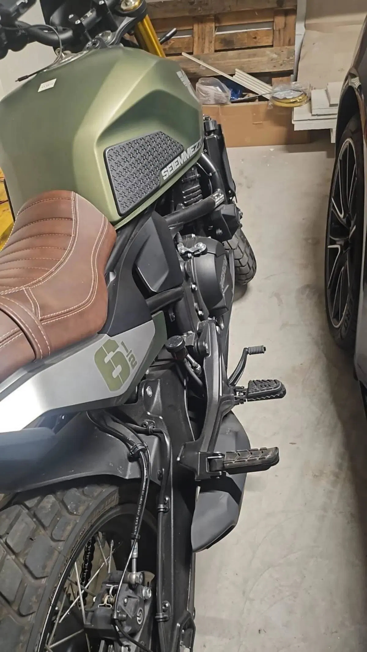 Moto Morini SEIEMMEZZO SCR (2022 - 26) (5)