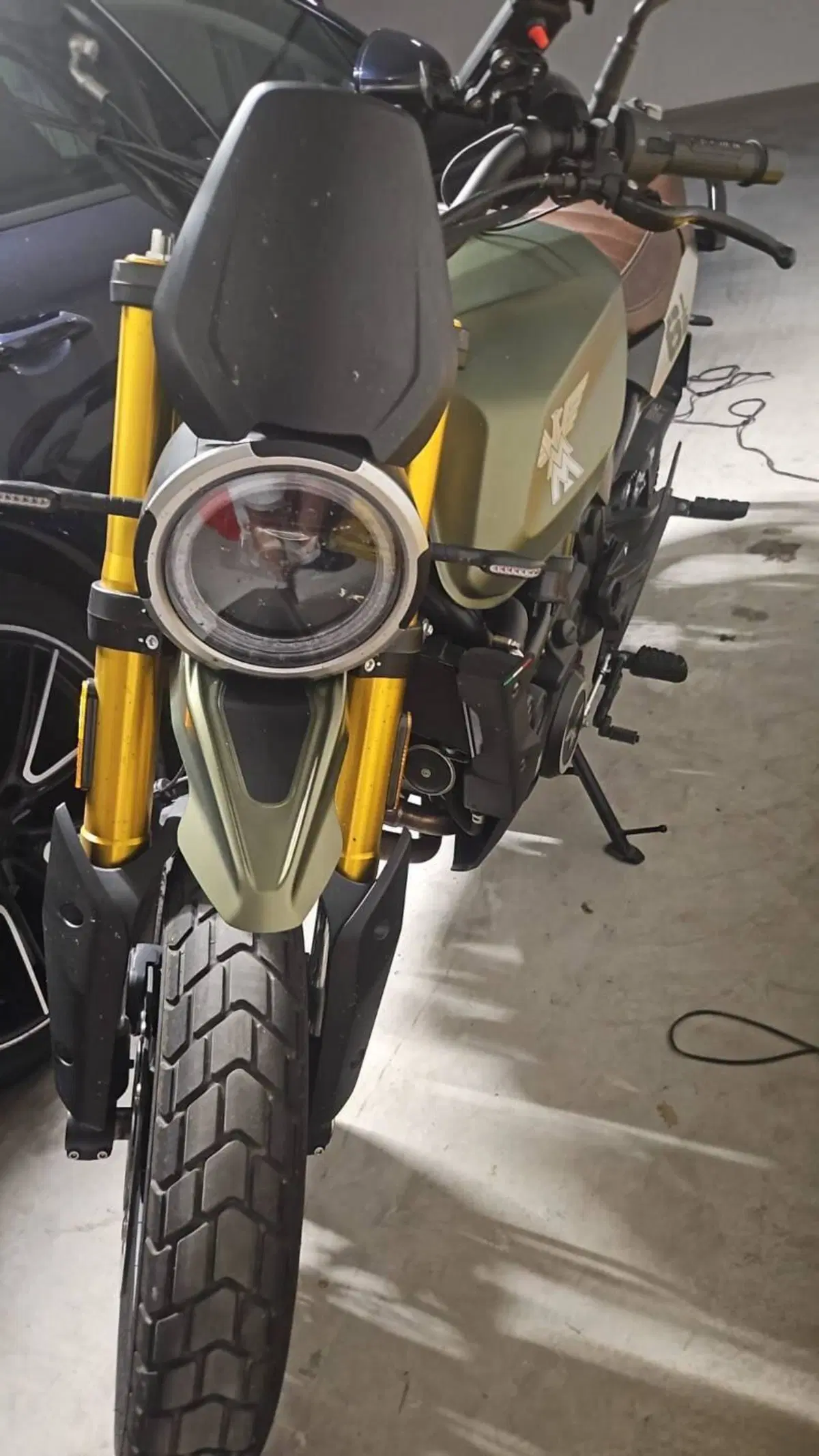 Moto Morini SEIEMMEZZO SCR (2022 - 26) (12)