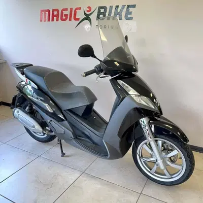 Peugeot Geopolis 250 usata