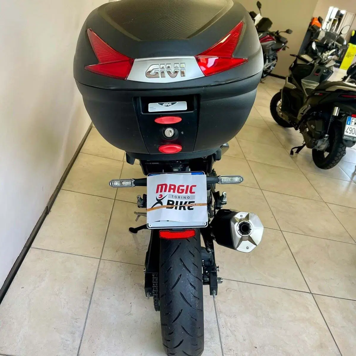Kawasaki Z 500 SE (2024 - 26) (7)