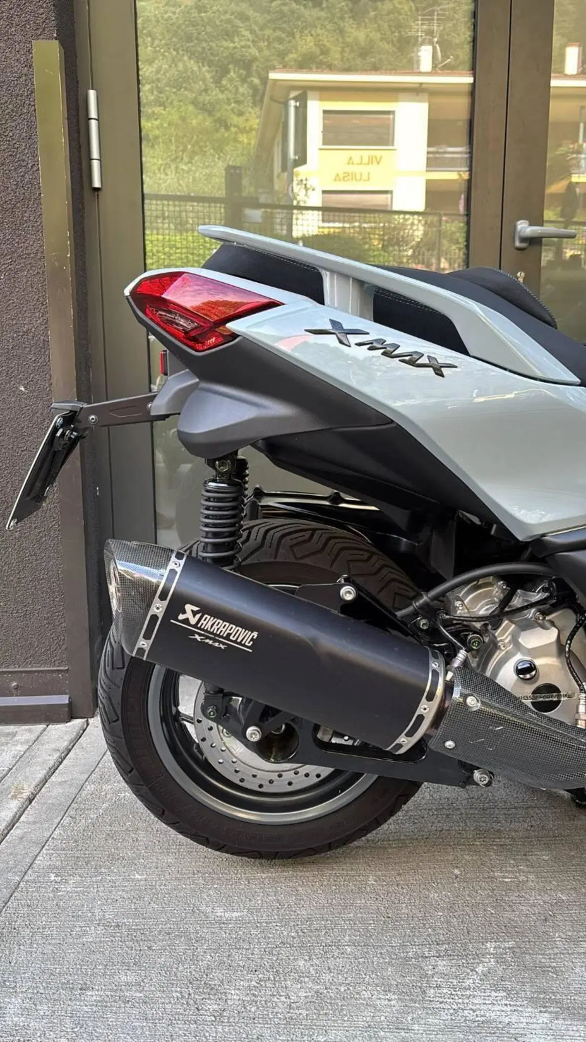 Yamaha X-Max 300 Tech Max (2025 - 26) (6)