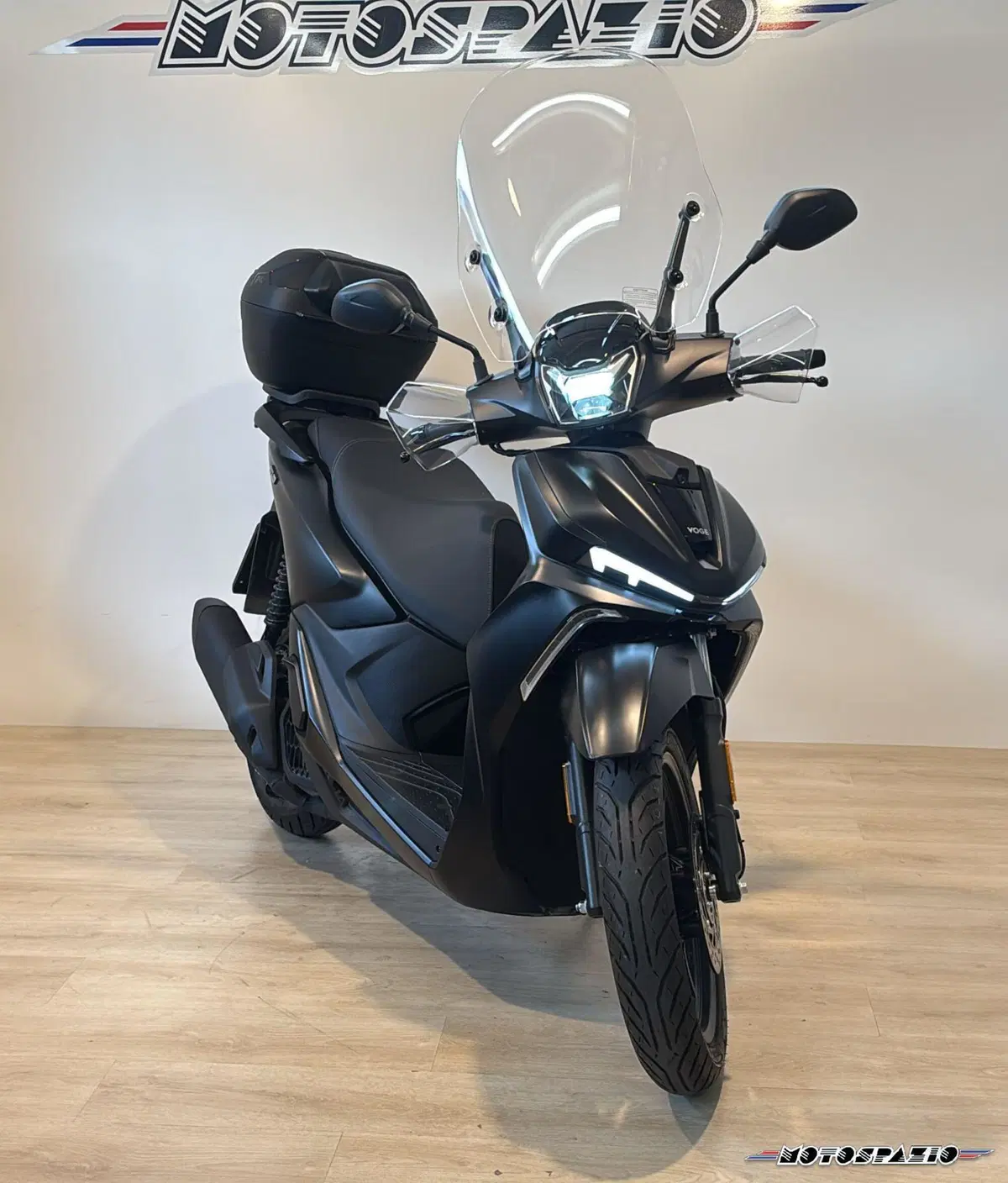 Voge Sfida SR16 200 (2025 - 26) (2)
