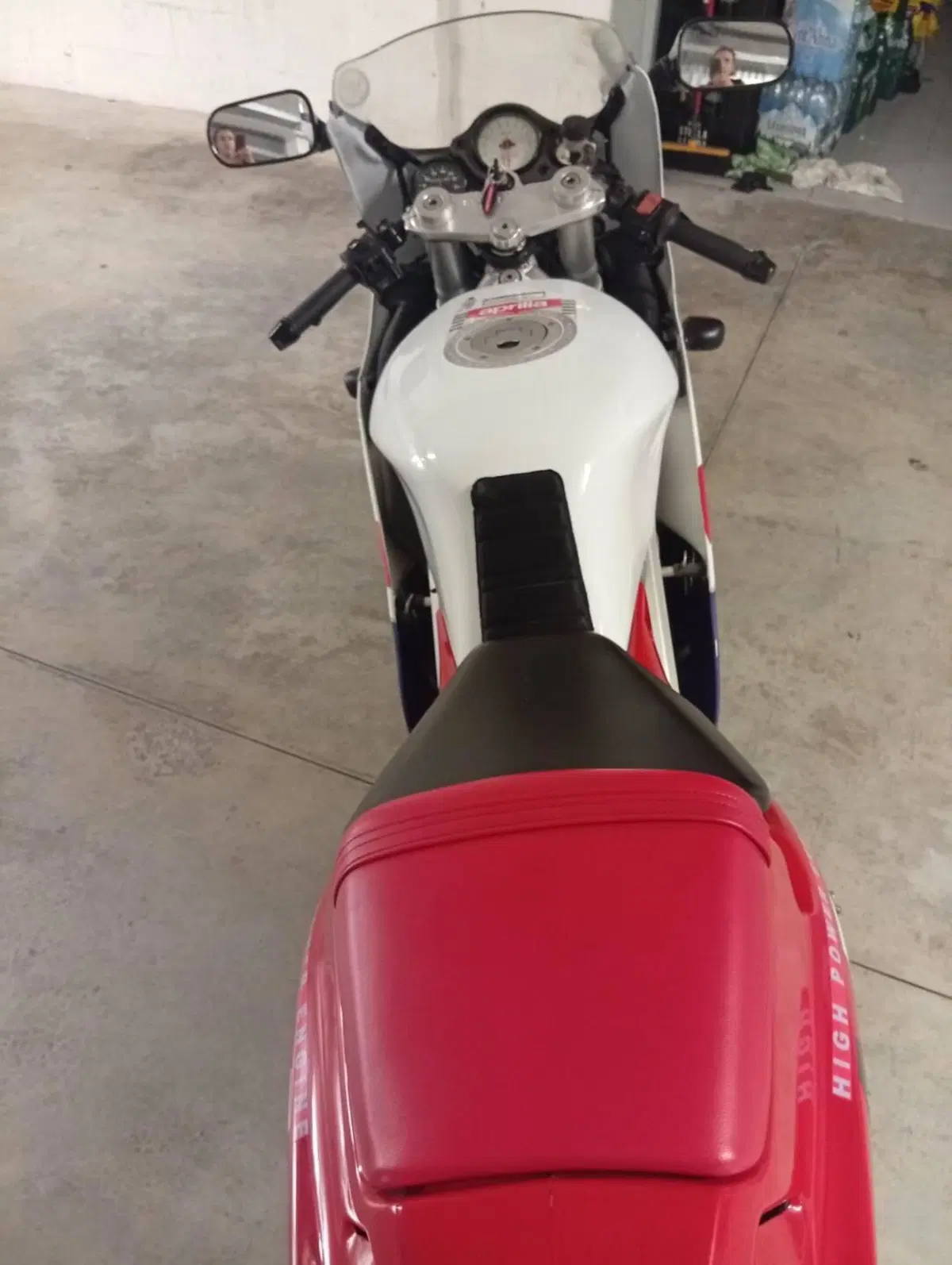 Aprilia Af1 futura 125 (4)