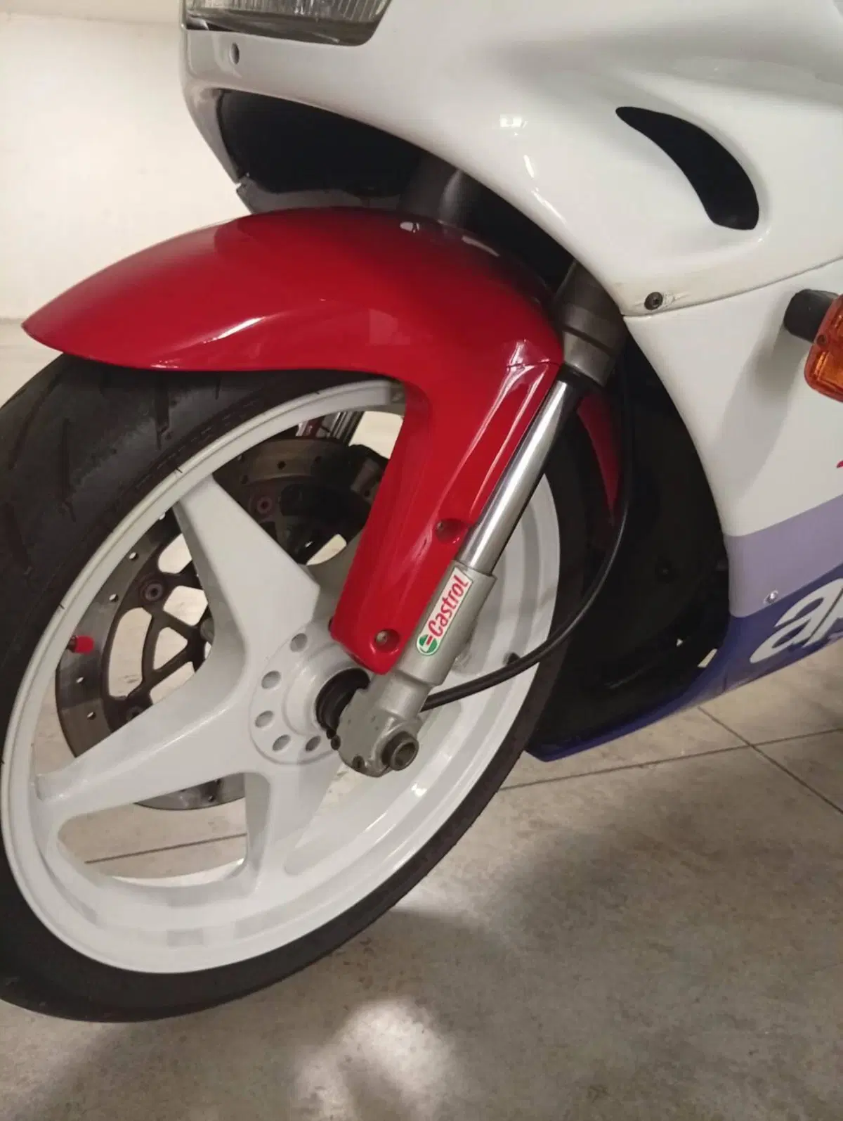 Aprilia Af1 futura 125 (10)