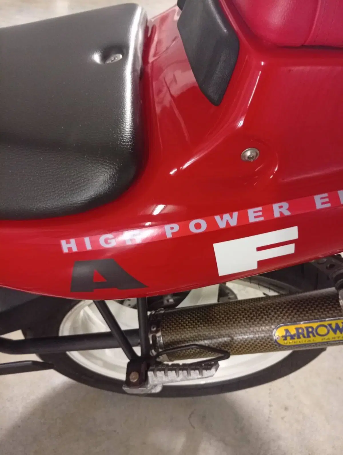 Aprilia Af1 futura 125 (12)