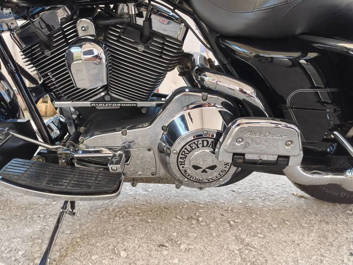 Harley-Davidson 1450 Electra Glide Ultra Classic (2003 - 05) - FLHTCUI (3)