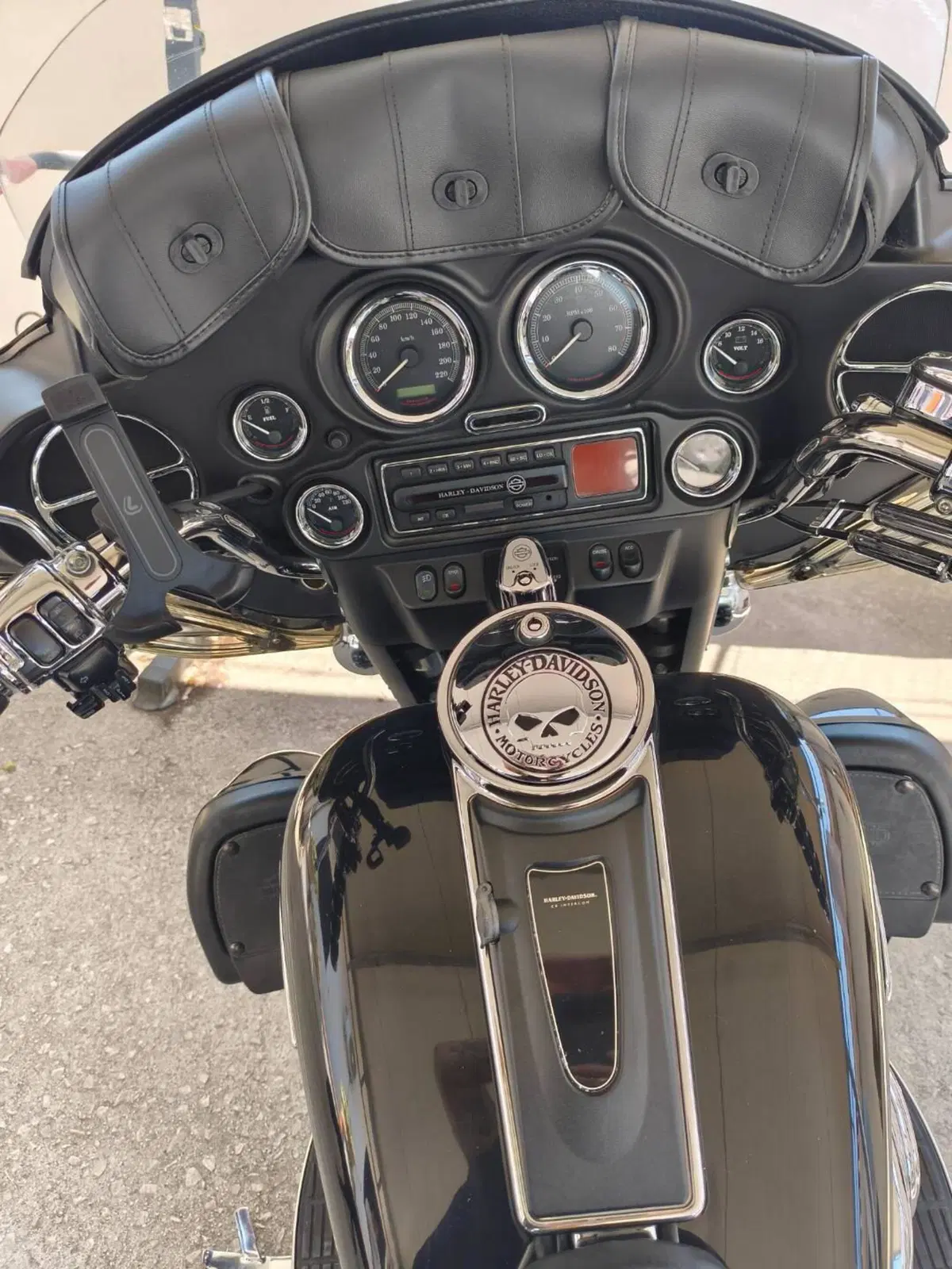 Harley-Davidson 1450 Electra Glide Ultra Classic (2003 - 05) - FLHTCUI (4)