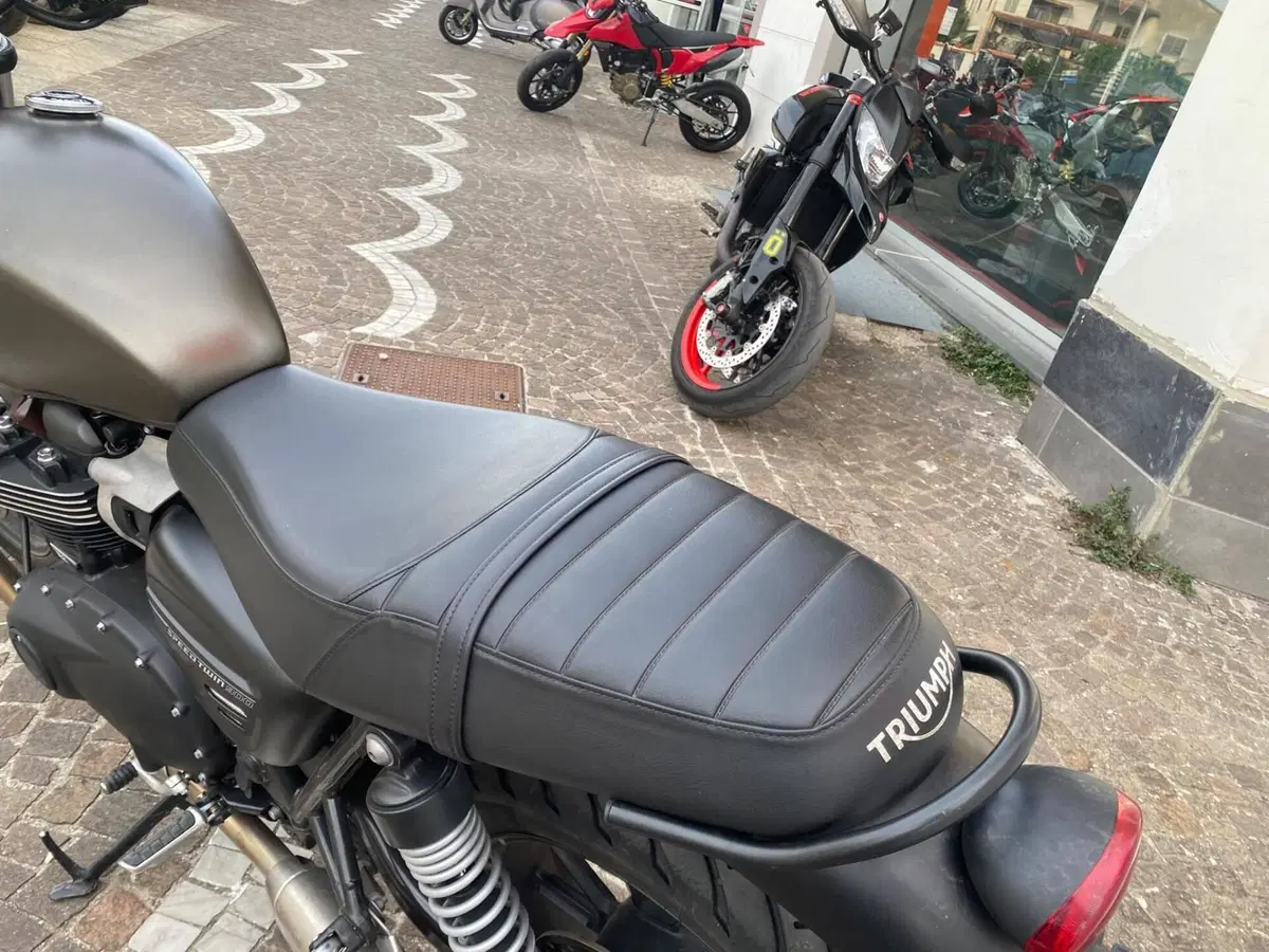 Triumph Speed Twin 900 (2023 - 24) (5)