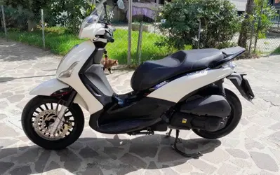 Piaggio Beverly 300 i.e. (2010 - 16) usata