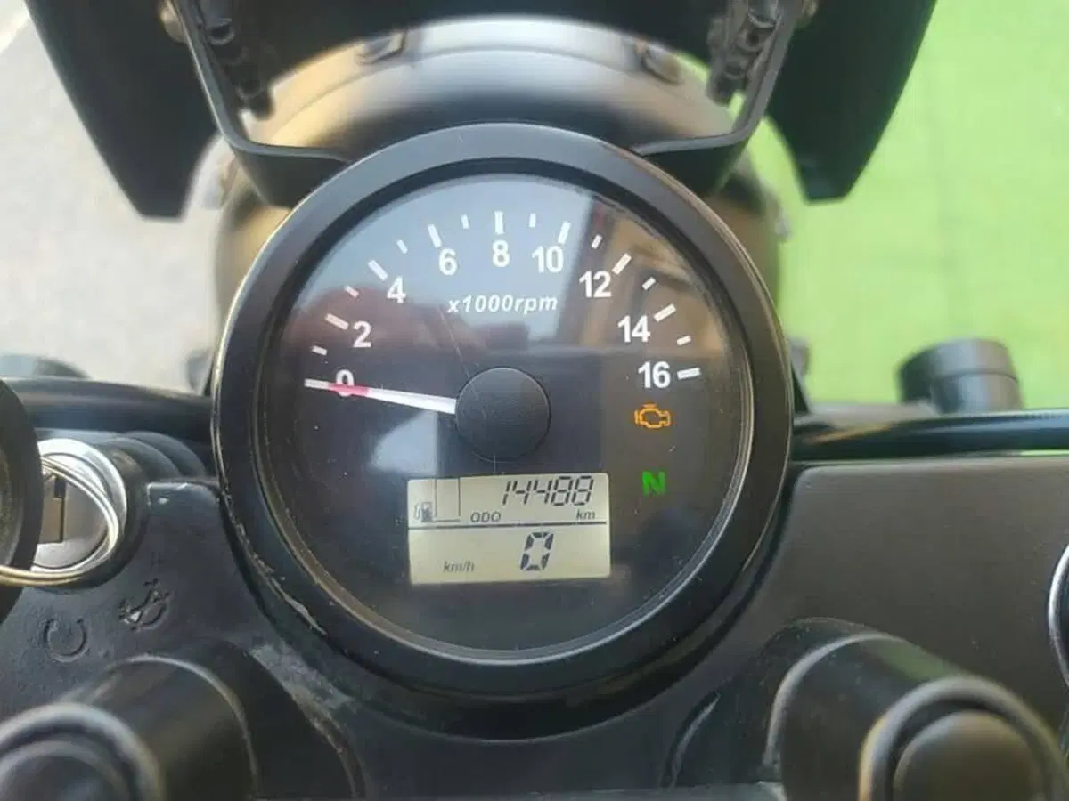 Brixton Motorcycles BX 125 (2017 - 19) (9)