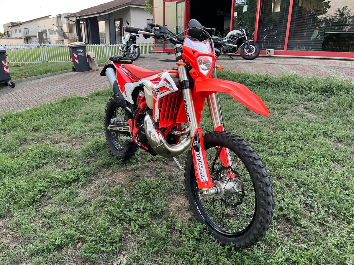 Betamotor RR X-PRO 300 2T Enduro (2025) (3)