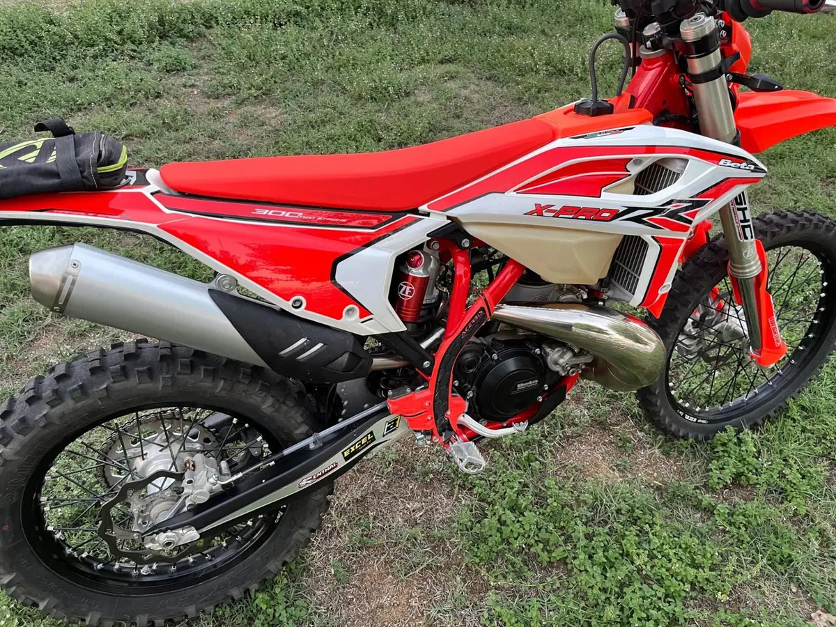 Betamotor RR X-PRO 300 2T Enduro (2025) (14)